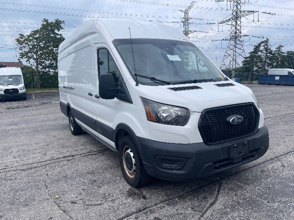 Cargo Van (Panel Van)-Light and Medium Duty Trucks-Ford-2021-Transit 350-Mississauga-ON-204,756\n\t\tkm-$ 21,000 - Image 1