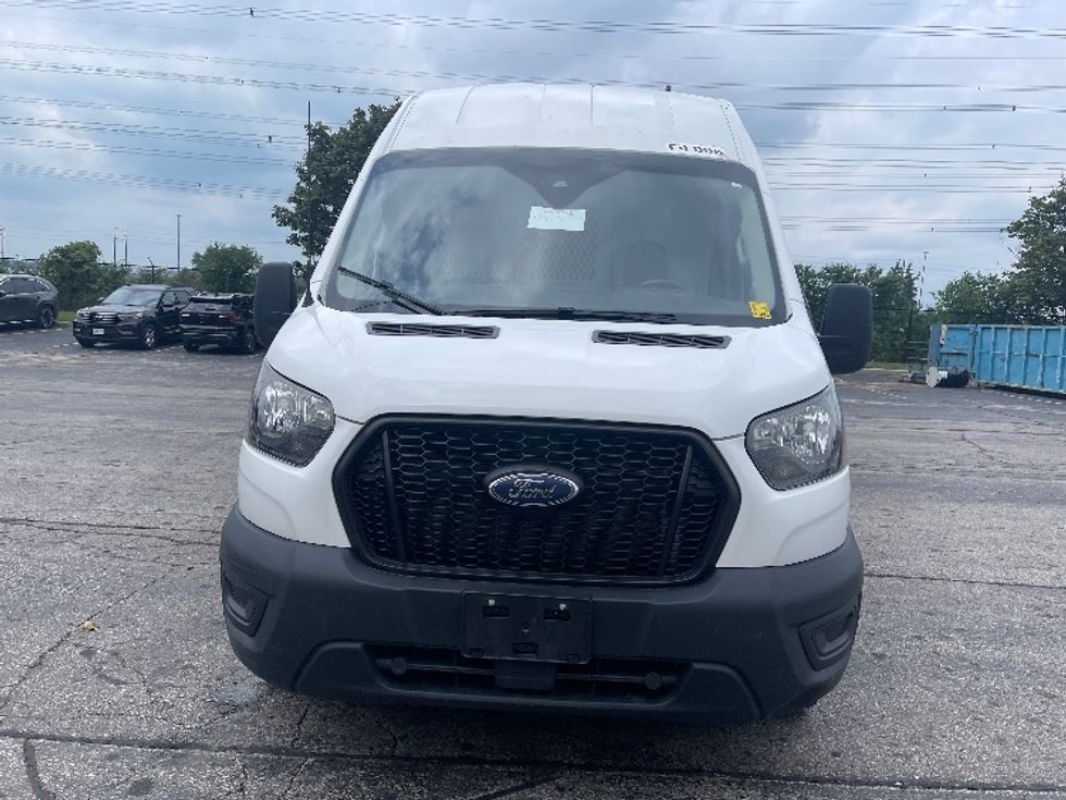 Cargo Van (Panel Van)-Light and Medium Duty Trucks-Ford-2021-Transit 350-Mississauga-ON-204,756\n\t\tkm-$ 21,000 - Image 2