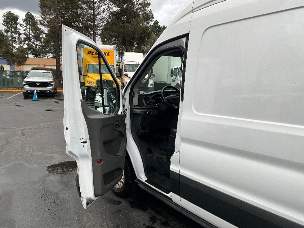 Cargo Van (Panel Van)-Light and Medium Duty Trucks-Ford-2021-Transit 350-Santa Clara-CA-88,071\n\t\tmiles-$ 31,000 - Image 16
