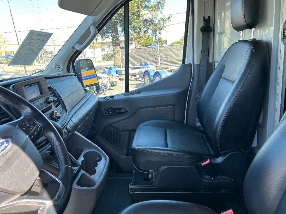 Cargo Van (Panel Van)-Light and Medium Duty Trucks-Ford-2021-Transit 350-West Sacramento-CA-100,250\n\t\tmiles-$ 29,750 - Image 19