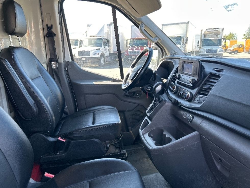 Cargo Van (Panel Van)-Light and Medium Duty Trucks-Ford-2021-Transit 350-West Sacramento-CA-100,250\n\t\tmiles-$ 29,750 - Image 22