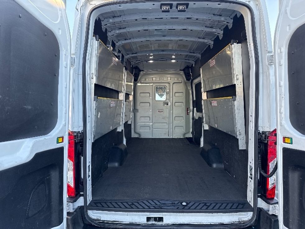 Cargo Van (Panel Van)-Light and Medium Duty Trucks-Ford-2021-Transit 350-West Sacramento-CA-103,494\n\t\tmiles-$ 18,500 - Image 8