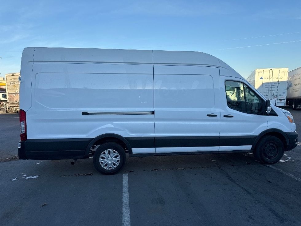Cargo Van (Panel Van)-Light and Medium Duty Trucks-Ford-2021-Transit 350-West Sacramento-CA-103,494\n\t\tmiles-$ 18,500 - Image 13