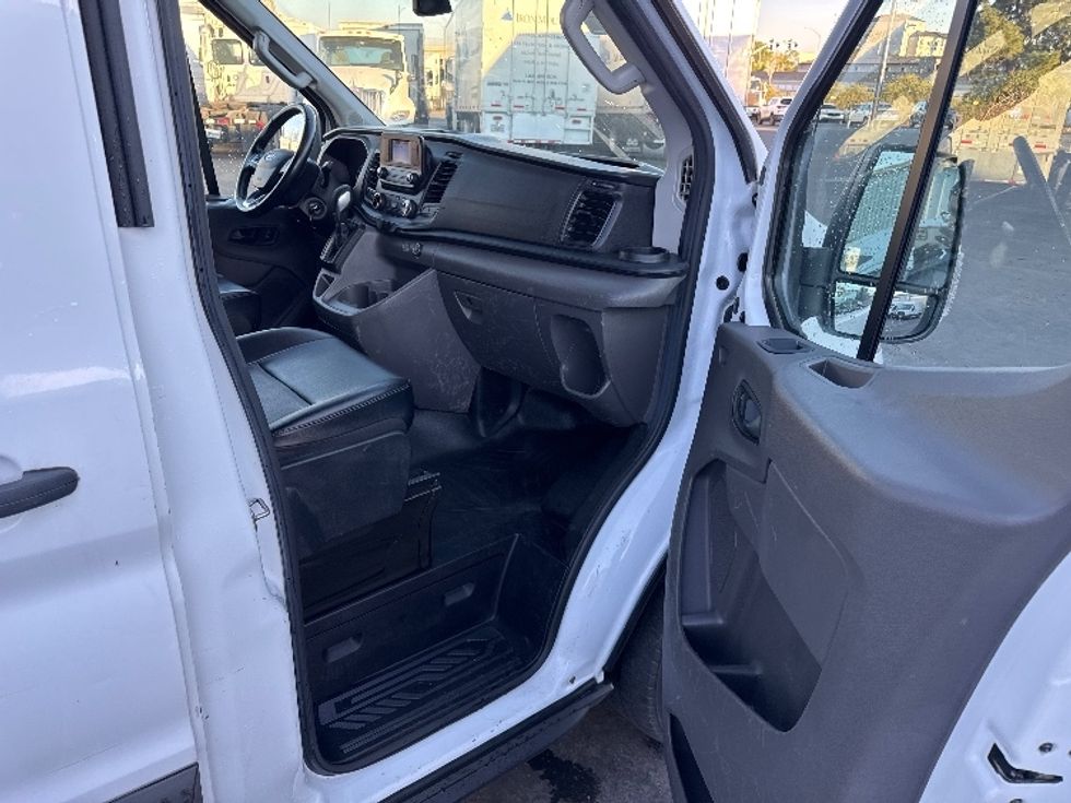 Cargo Van (Panel Van)-Light and Medium Duty Trucks-Ford-2021-Transit 350-West Sacramento-CA-103,494\n\t\tmiles-$ 18,500 - Image 18
