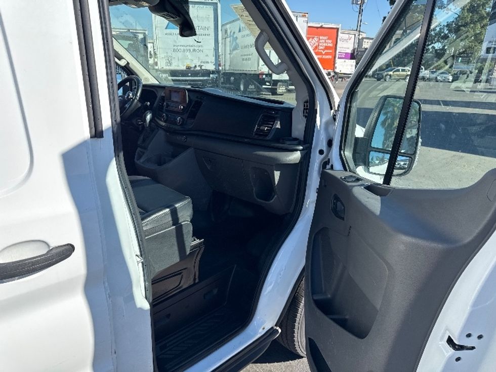 Cargo Van (Panel Van)-Light and Medium Duty Trucks-Ford-2021-Transit 350-West Sacramento-CA-105,641\n\t\tmiles-$ 26,500 - Image 18