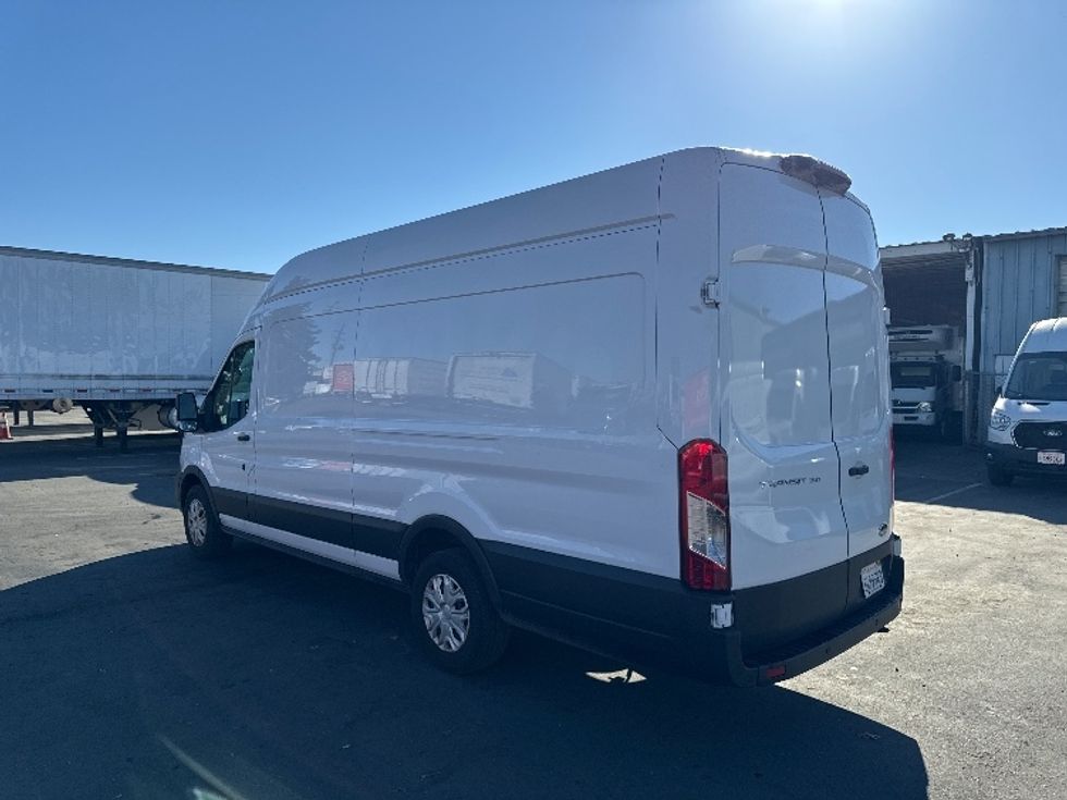 Cargo Van (Panel Van)-Light and Medium Duty Trucks-Ford-2021-Transit 350-West Sacramento-CA-113,988\n\t\tmiles-$ 26,000 - Image 5