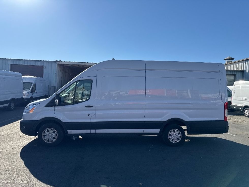 Cargo Van (Panel Van)-Light and Medium Duty Trucks-Ford-2021-Transit 350-West Sacramento-CA-113,988\n\t\tmiles-$ 26,000 - Image 4