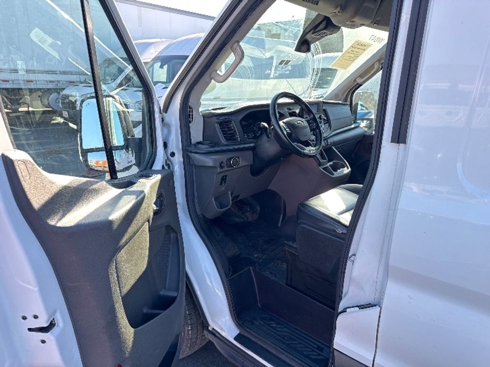 Cargo Van (Panel Van)-Light and Medium Duty Trucks-Ford-2021-Transit 350-West Sacramento-CA-113,988\n\t\tmiles-$ 26,000 - Image 14