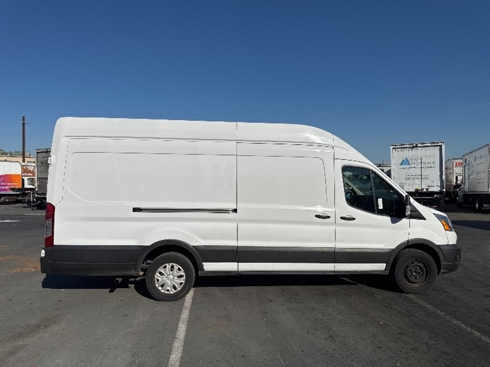 Cargo Van (Panel Van)-Light and Medium Duty Trucks-Ford-2021-Transit 350-West Sacramento-CA-113,988\n\t\tmiles-$ 26,000 - Image 13