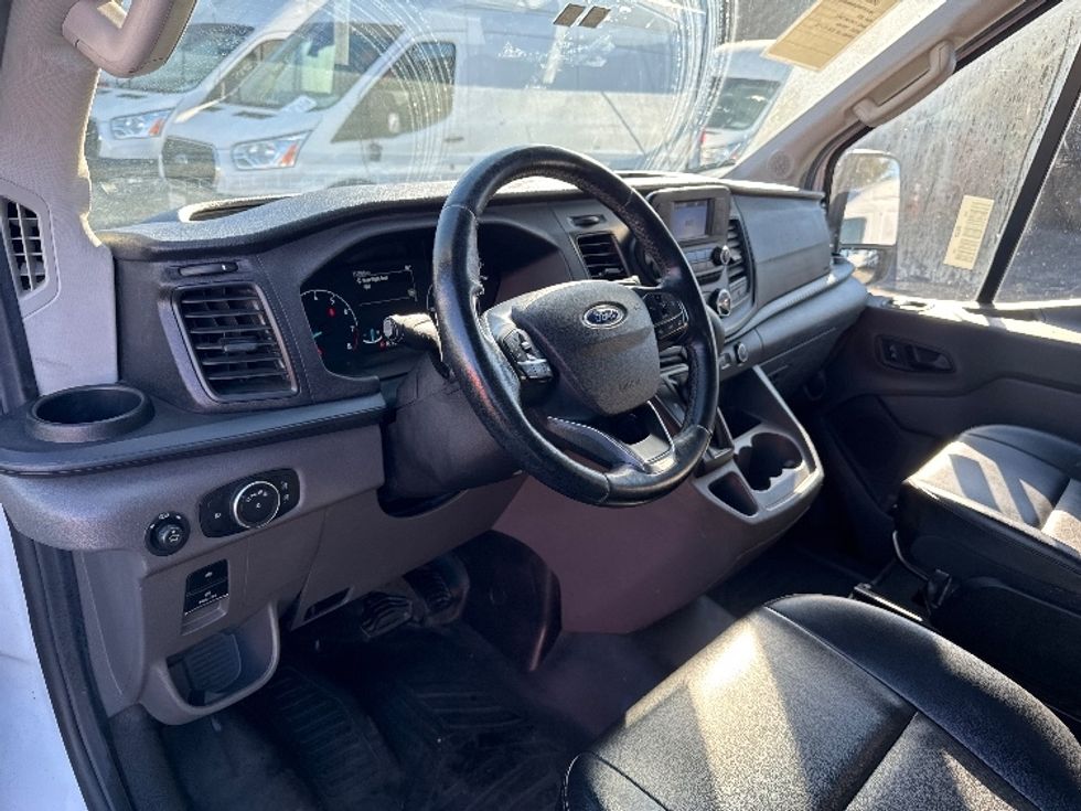 Cargo Van (Panel Van)-Light and Medium Duty Trucks-Ford-2021-Transit 350-West Sacramento-CA-113,988\n\t\tmiles-$ 26,000 - Image 15