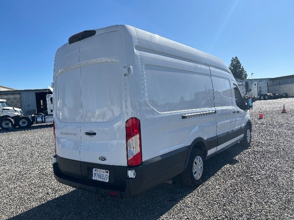 Cargo Van (Panel Van)-Light and Medium Duty Trucks-Ford-2021-Transit 350-West Sacramento-CA-117,090\n\t\tmiles-$ 25,750 - Image 11