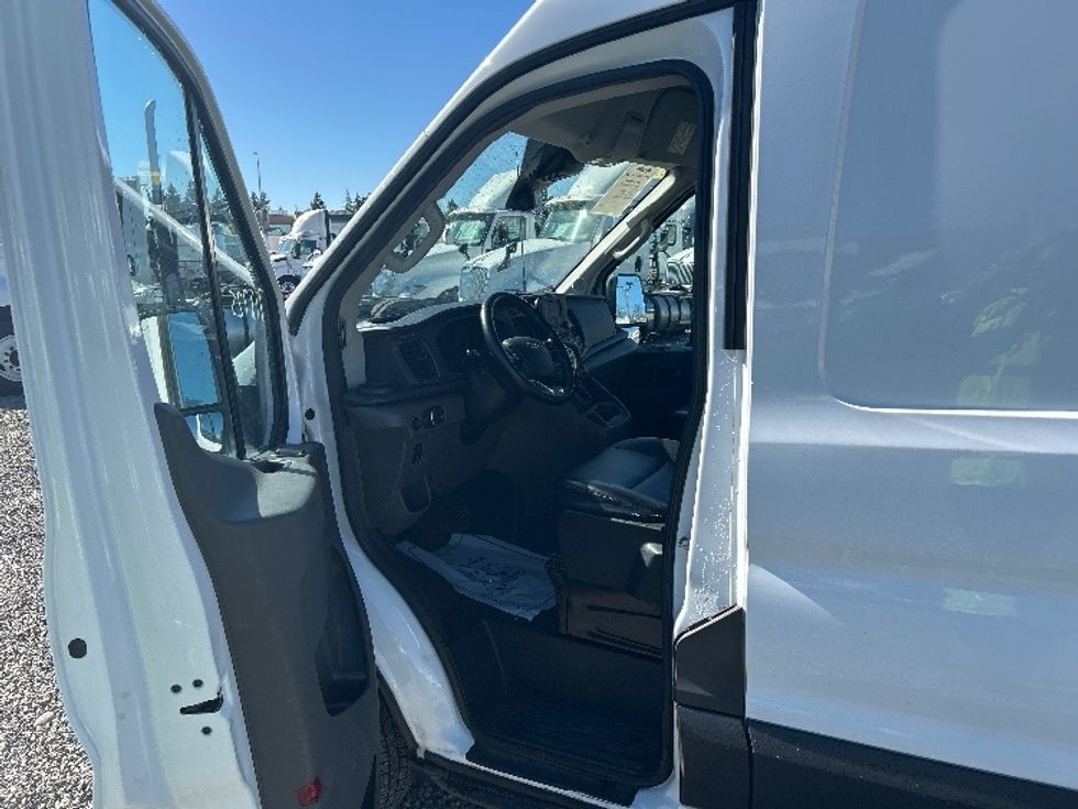 Cargo Van (Panel Van)-Light and Medium Duty Trucks-Ford-2021-Transit 350-West Sacramento-CA-117,090\n\t\tmiles-$ 25,750 - Image 14