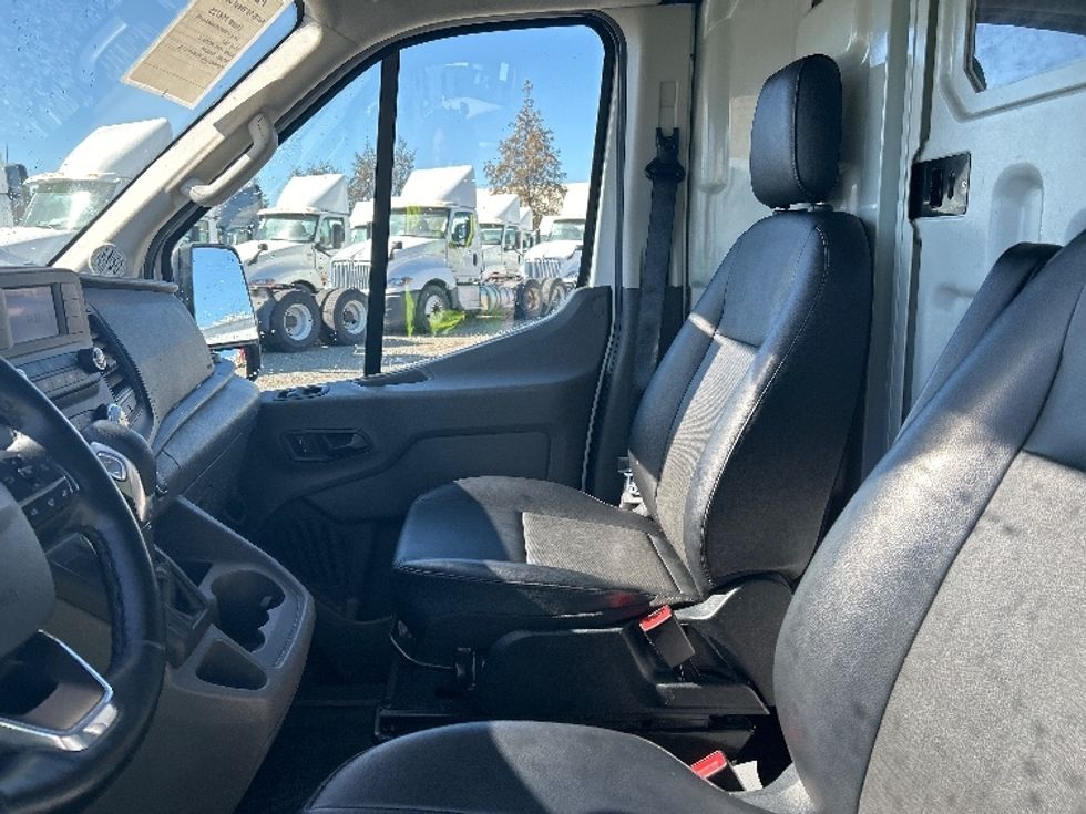 Cargo Van (Panel Van)-Light and Medium Duty Trucks-Ford-2021-Transit 350-West Sacramento-CA-117,090\n\t\tmiles-$ 25,750 - Image 17