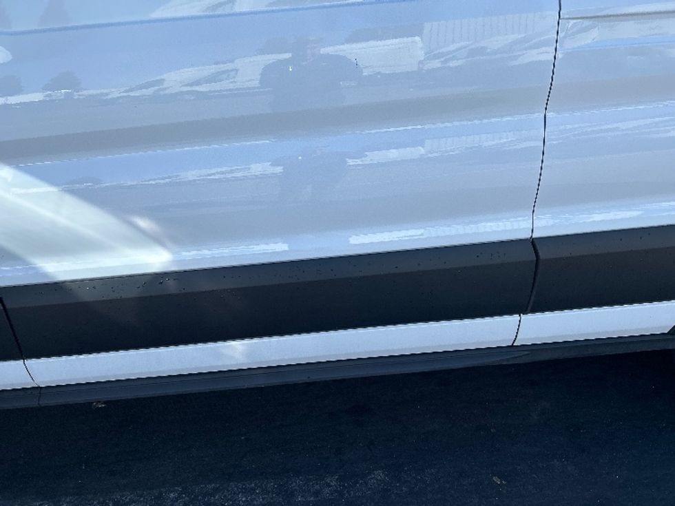 Cargo Van (Panel Van)-Light and Medium Duty Trucks-Ford-2021-Transit 350-West Sacramento-CA-56,987\n\t\tmiles-$ 35,750 - Image 29