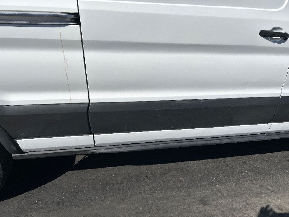 Cargo Van (Panel Van)-Light and Medium Duty Trucks-Ford-2021-Transit 350-West Sacramento-CA-56,987\n\t\tmiles-$ 35,750 - Image 27