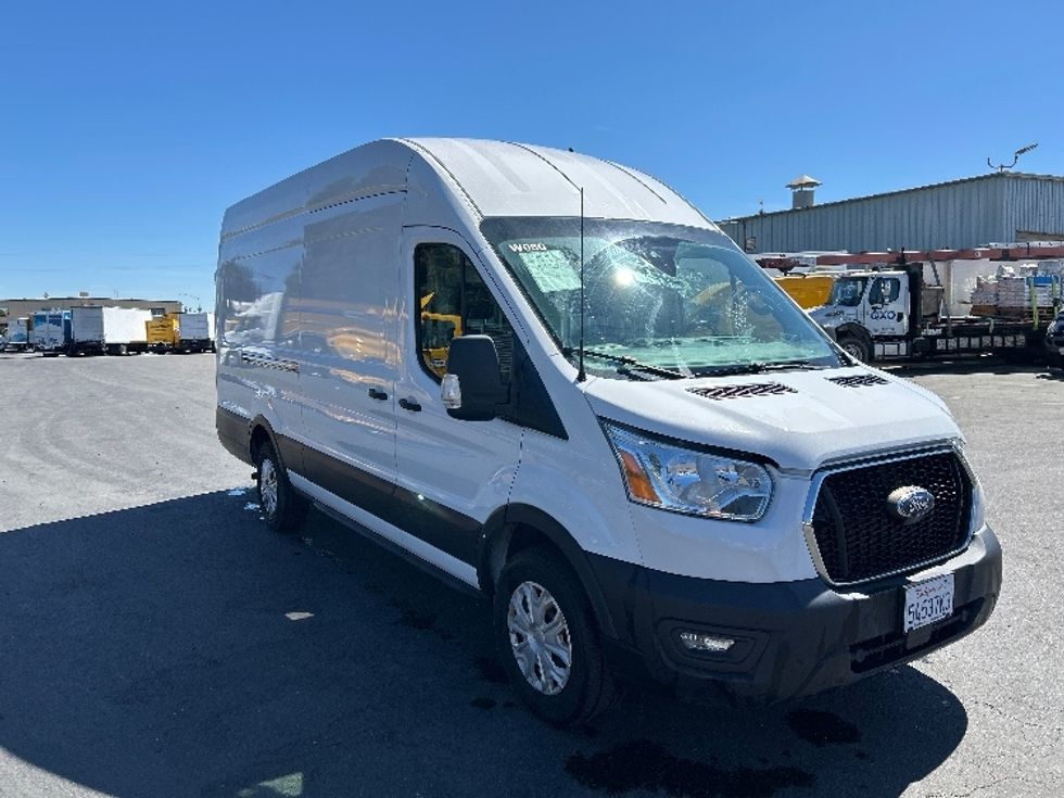 Cargo Van (Panel Van)-Light and Medium Duty Trucks-Ford-2021-Transit 350-West Sacramento-CA-76,414\n\t\tmiles-$ 32,000 - Image 1