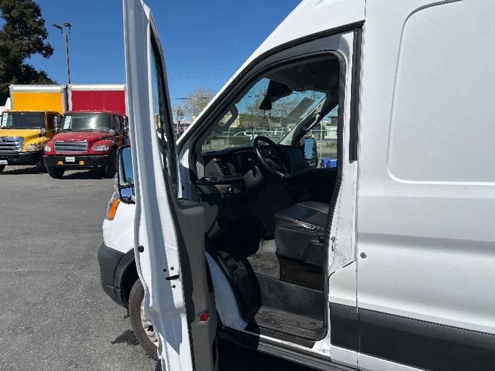 Cargo Van (Panel Van)-Light and Medium Duty Trucks-Ford-2021-Transit 350-West Sacramento-CA-76,414\n\t\tmiles-$ 32,000 - Image 16
