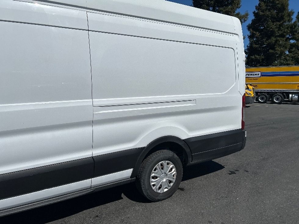 Cargo Van (Panel Van)-Light and Medium Duty Trucks-Ford-2021-Transit 350-West Sacramento-CA-76,414\n\t\tmiles-$ 32,000 - Image 25
