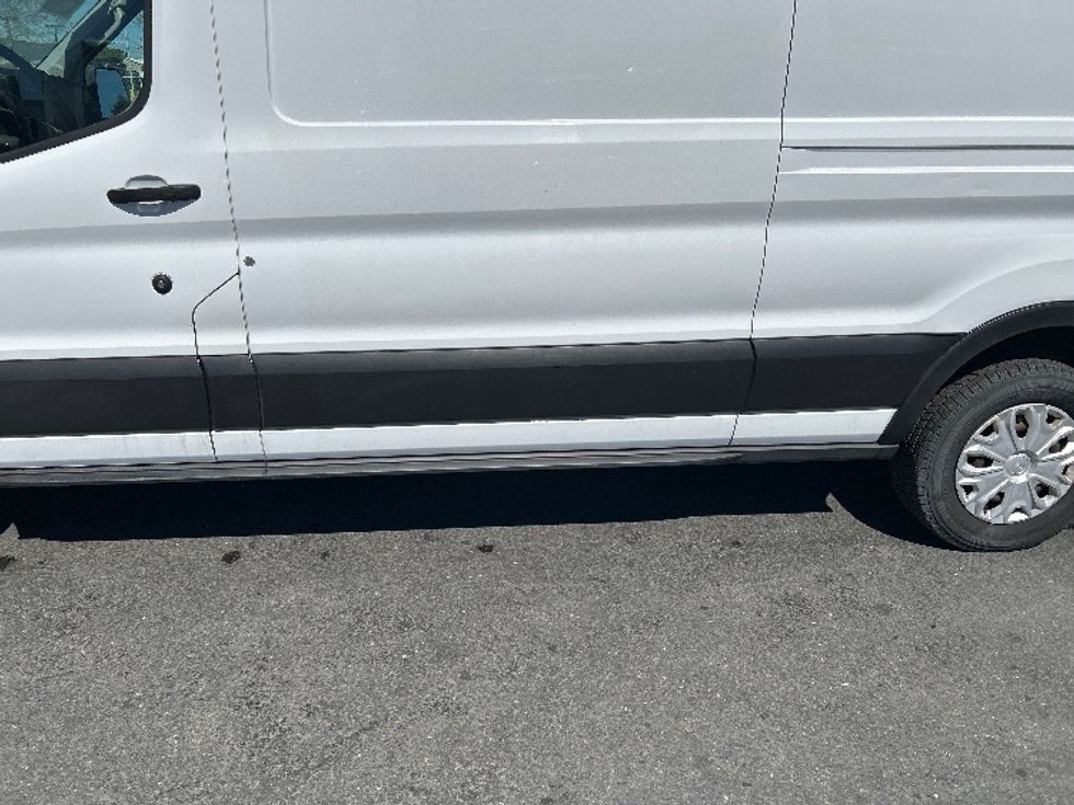 Cargo Van (Panel Van)-Light and Medium Duty Trucks-Ford-2021-Transit 350-West Sacramento-CA-76,414\n\t\tmiles-$ 32,000 - Image 29