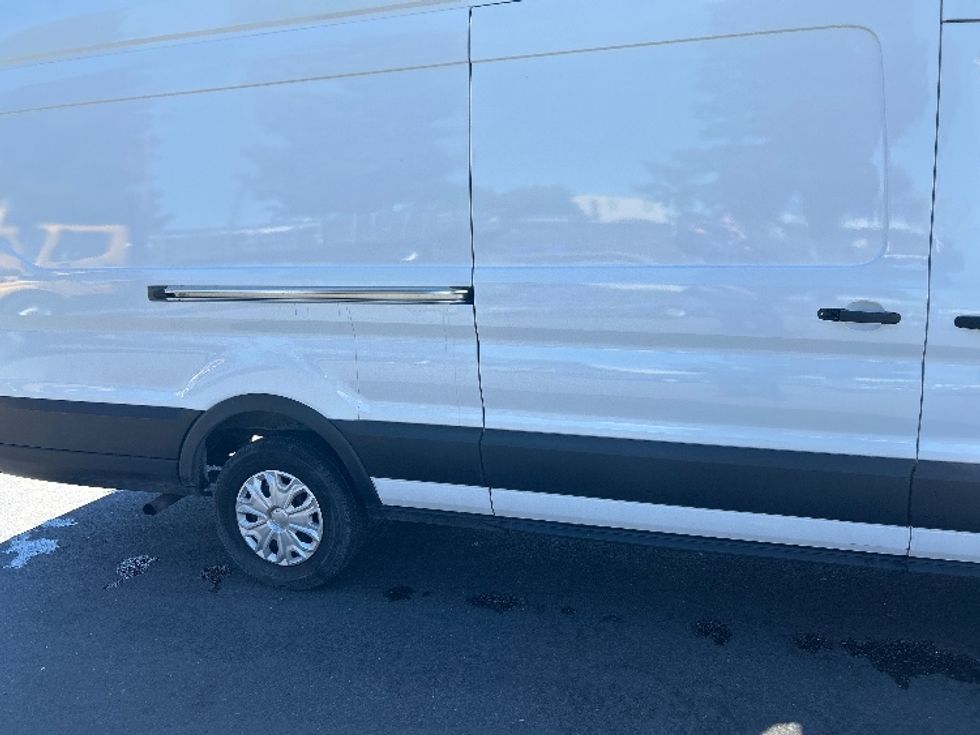 Cargo Van (Panel Van)-Light and Medium Duty Trucks-Ford-2021-Transit 350-West Sacramento-CA-76,414\n\t\tmiles-$ 32,000 - Image 26