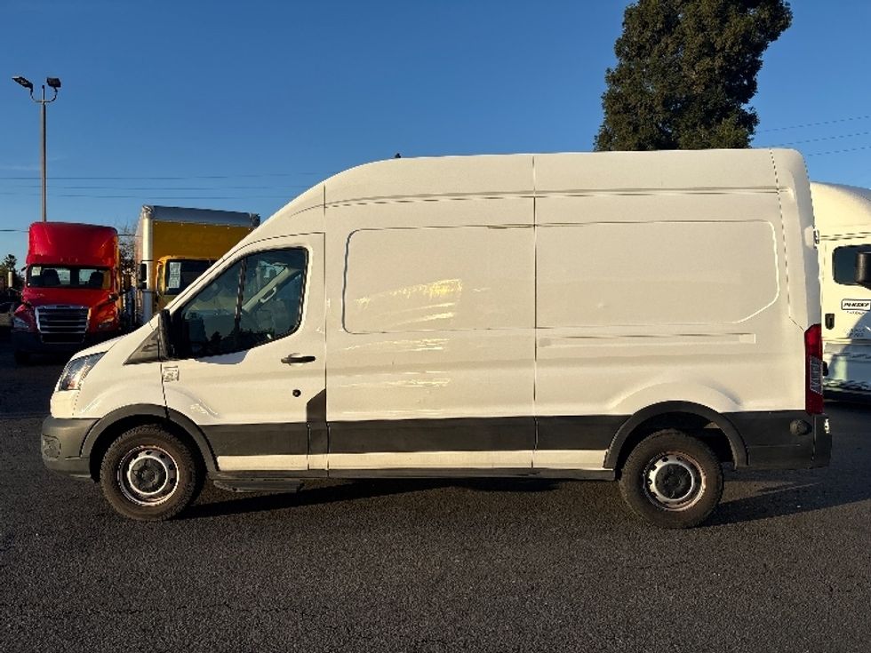 Cargo Van (Panel Van)-Light and Medium Duty Trucks-Ford-2021-Transit 350-West Sacramento-CA-79,705\n\t\tmiles-$ 37,250 - Image 4