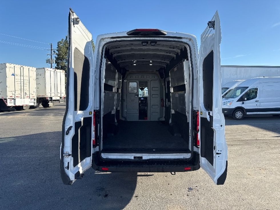 Cargo Van (Panel Van)-Light and Medium Duty Trucks-Ford-2021-Transit 350-West Sacramento-CA-85,618\n\t\tmiles-$ 28,250 - Image 7