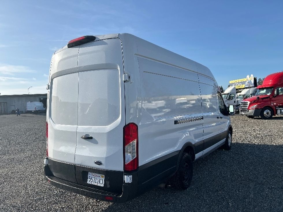 Cargo Van (Panel Van)-Light and Medium Duty Trucks-Ford-2021-Transit 350-West Sacramento-CA-86,206\n\t\tmiles-$ 28,000 - Image 11