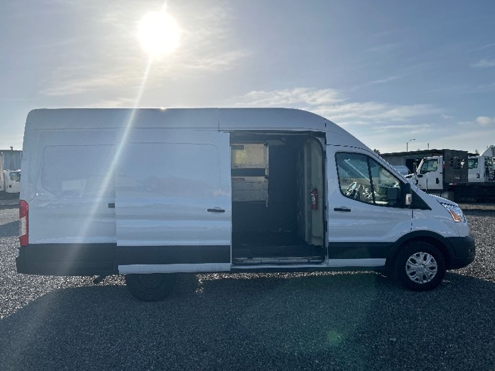Cargo Van (Panel Van)-Light and Medium Duty Trucks-Ford-2021-Transit 350-West Sacramento-CA-86,206\n\t\tmiles-$ 28,000 - Image 13