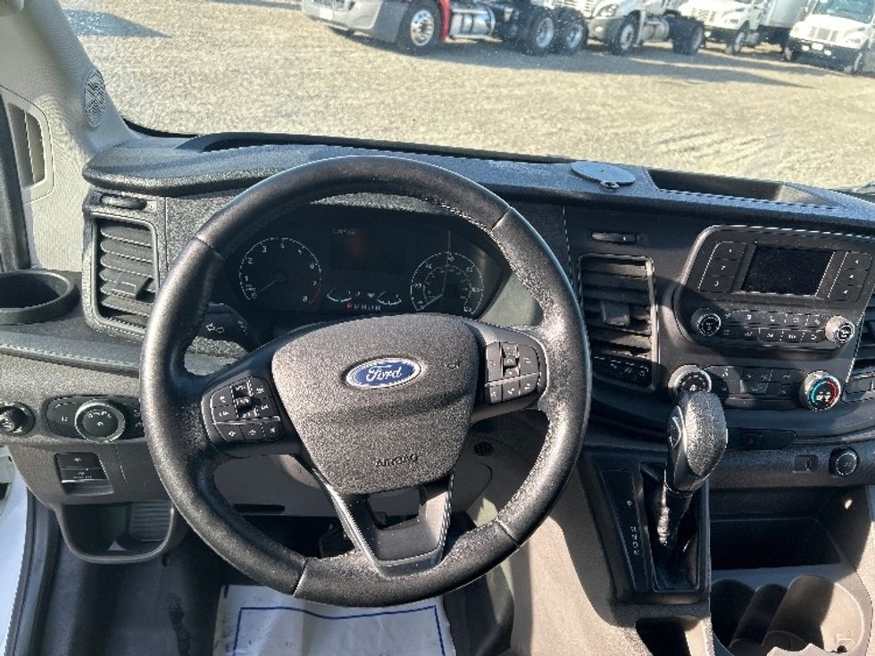 Cargo Van (Panel Van)-Light and Medium Duty Trucks-Ford-2021-Transit 350-West Sacramento-CA-86,206\n\t\tmiles-$ 28,000 - Image 16
