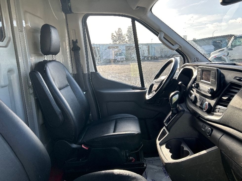 Cargo Van (Panel Van)-Light and Medium Duty Trucks-Ford-2021-Transit 350-West Sacramento-CA-86,206\n\t\tmiles-$ 28,000 - Image 20