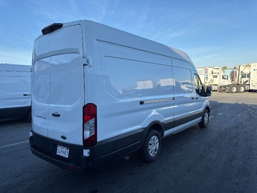 Cargo Van (Panel Van)-Light and Medium Duty Trucks-Ford-2021-Transit 350-West Sacramento-CA-86,879\n\t\tmiles-$ 28,000 - Image 11