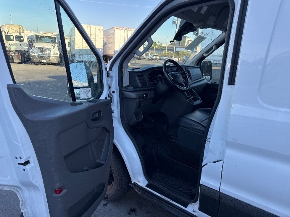 Cargo Van (Panel Van)-Light and Medium Duty Trucks-Ford-2021-Transit 350-West Sacramento-CA-86,879\n\t\tmiles-$ 28,000 - Image 13