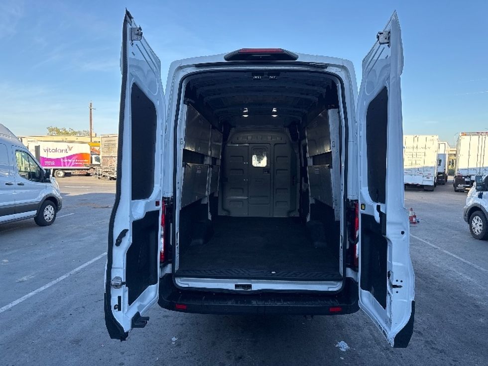 Cargo Van (Panel Van)-Light and Medium Duty Trucks-Ford-2021-Transit 350-West Sacramento-CA-86,879\n\t\tmiles-$ 28,000 - Image 7