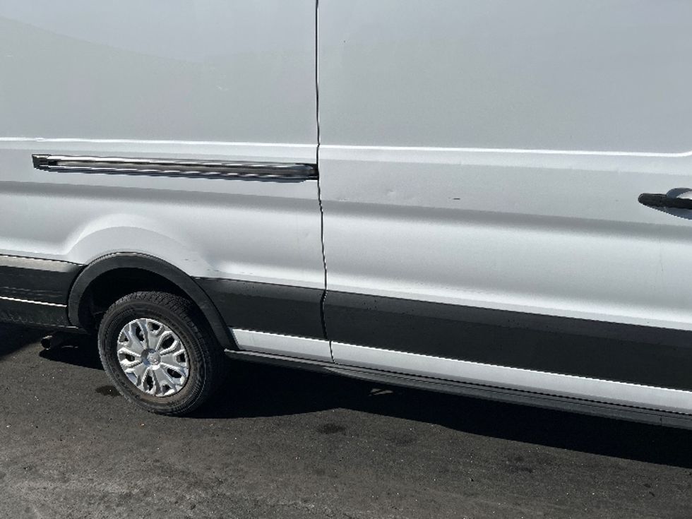 Cargo Van (Panel Van)-Light and Medium Duty Trucks-Ford-2021-Transit 350-West Sacramento-CA-89,478\n\t\tmiles-$ 33,000 - Image 25