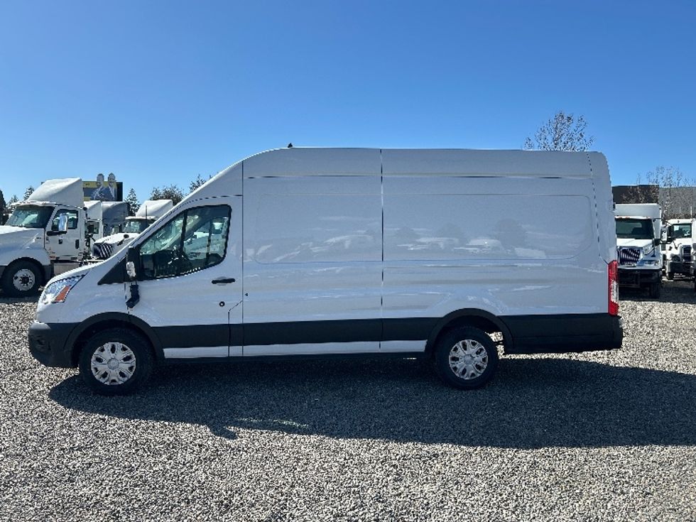 Cargo Van (Panel Van)-Light and Medium Duty Trucks-Ford-2021-Transit 350-West Sacramento-CA-90,461\n\t\tmiles-$ 28,000 - Image 4