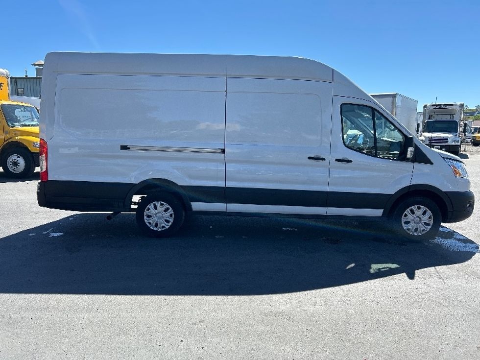 Cargo Van (Panel Van)-Light and Medium Duty Trucks-Ford-2021-Transit 350-West Sacramento-CA-90,928\n\t\tmiles-$ 30,750 - Image 15