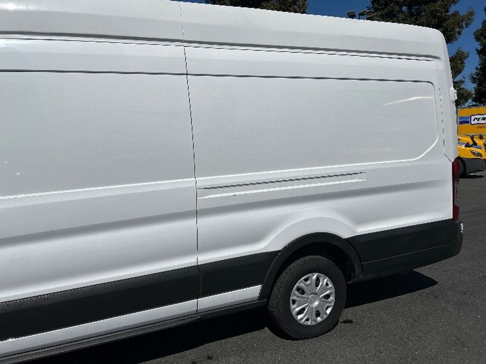 Cargo Van (Panel Van)-Light and Medium Duty Trucks-Ford-2021-Transit 350-West Sacramento-CA-90,928\n\t\tmiles-$ 30,750 - Image 25