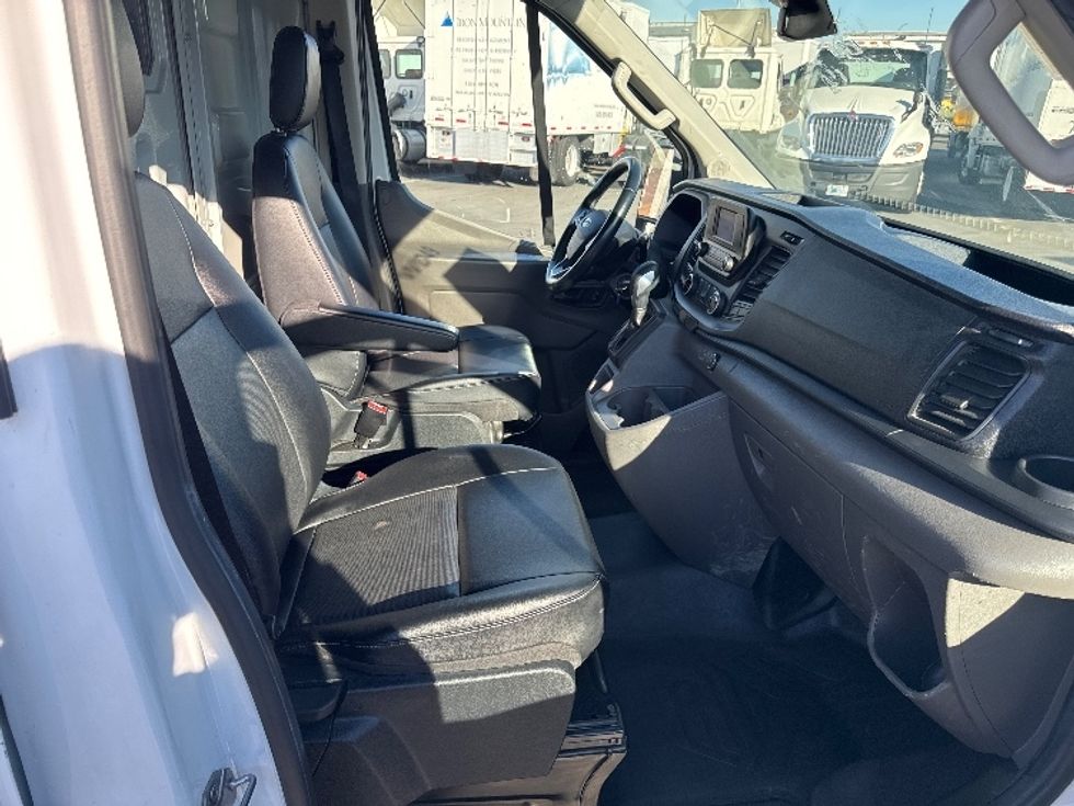 Cargo Van (Panel Van)-Light and Medium Duty Trucks-Ford-2021-Transit 350-West Sacramento-CA-92,821\n\t\tmiles-$ 28,000 - Image 19