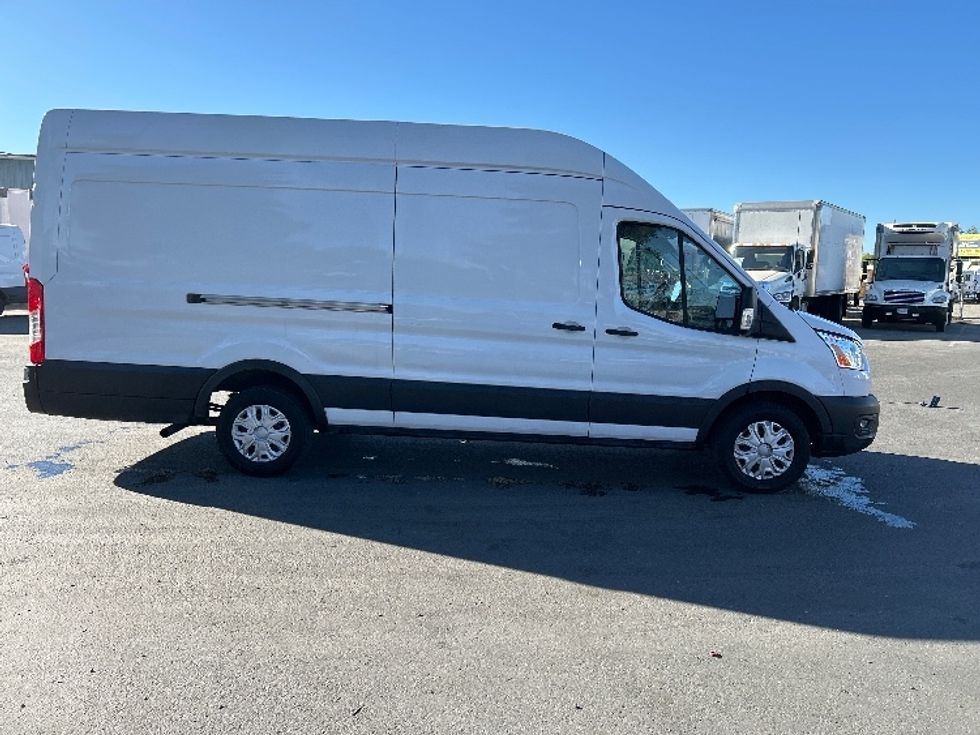 Cargo Van (Panel Van)-Light and Medium Duty Trucks-Ford-2021-Transit 350-West Sacramento-CA-93,578\n\t\tmiles-$ 30,500 - Image 15