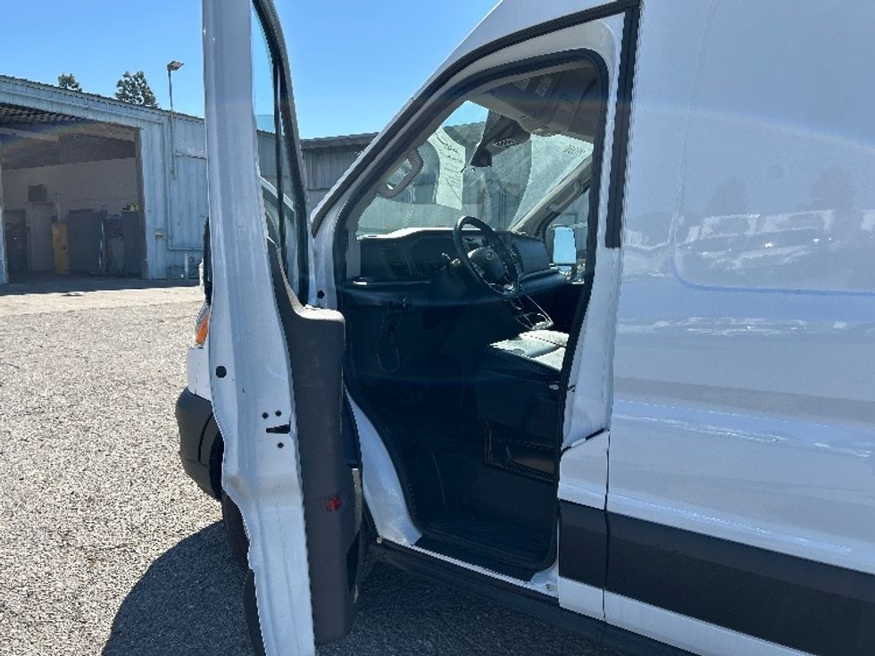 Cargo Van (Panel Van)-Light and Medium Duty Trucks-Ford-2021-Transit 350-West Sacramento-CA-97,156\n\t\tmiles-$ 27,250 - Image 14