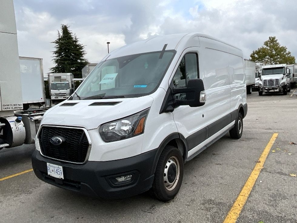 Cargo Van (Panel Van)-Light and Medium Duty Trucks-Ford-2022-Transit 150-Burnaby-BC-52,446\n\t\tkm-$ 51,250 - Image 3