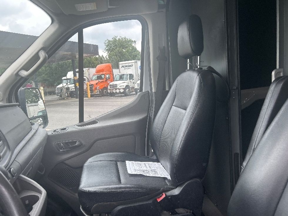 Cargo Van (Panel Van)-Light and Medium Duty Trucks-Ford-2022-Transit 250-Albany-NY-40,905\n\t\tmiles-$ 39,250 - Image 19