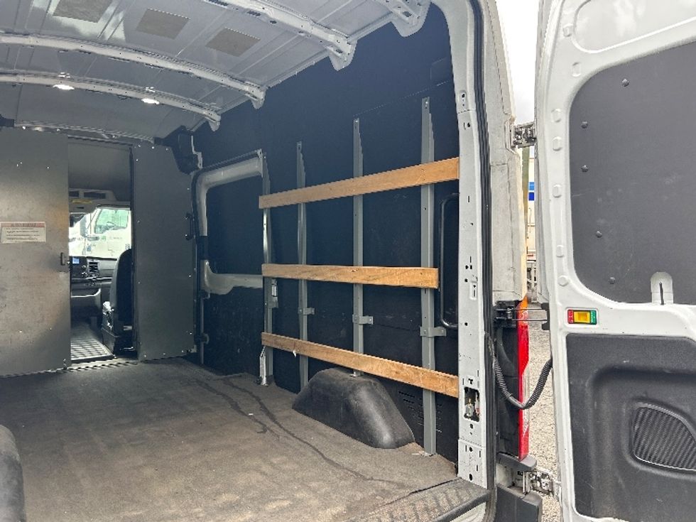 Cargo Van (Panel Van)-Light and Medium Duty Trucks-Ford-2022-Transit 250-Alexandria-VA-70,698\n\t\tmiles-$ 37,500 - Image 12