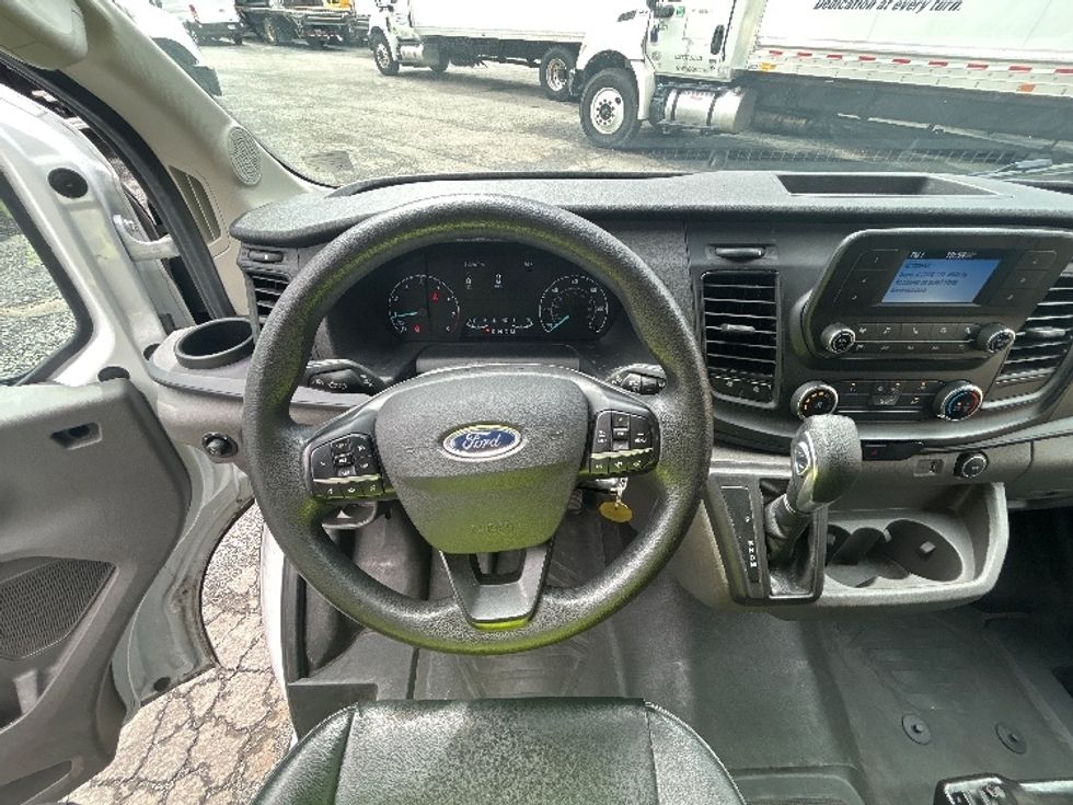 Cargo Van (Panel Van)-Light and Medium Duty Trucks-Ford-2022-Transit 250-Alexandria-VA-70,698\n\t\tmiles-$ 37,500 - Image 18