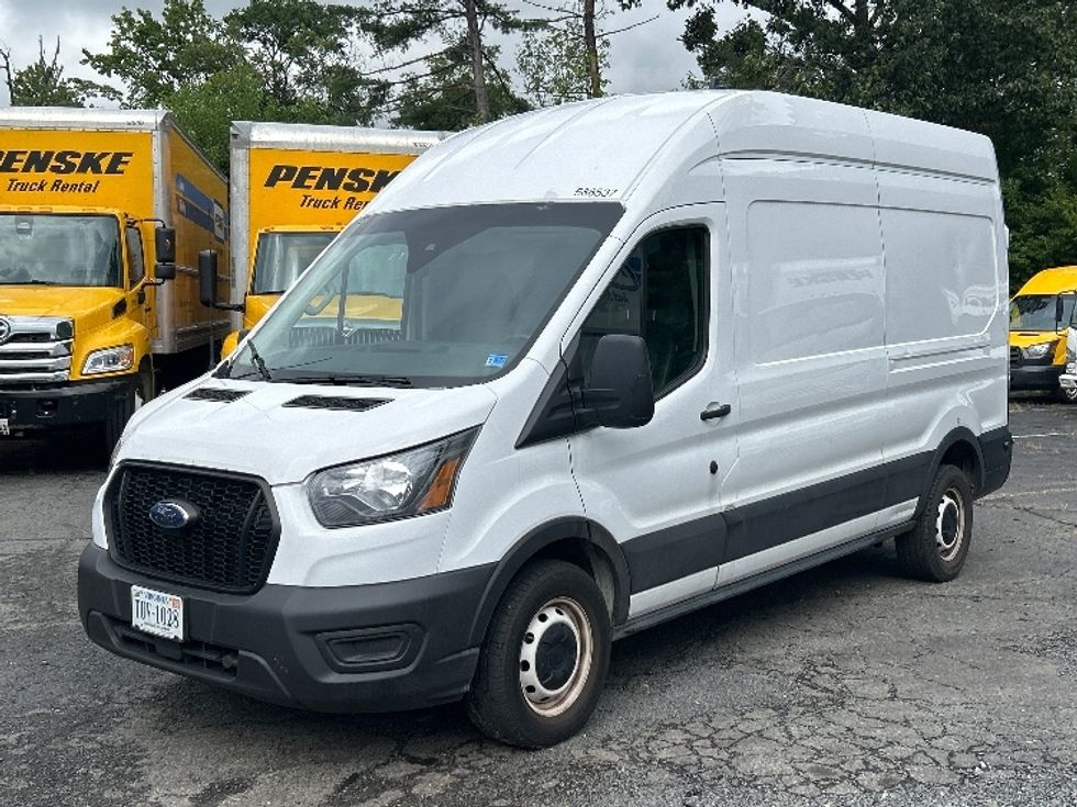 Cargo Van (Panel Van)-Light and Medium Duty Trucks-Ford-2022-Transit 250-Alexandria-VA-70,698\n\t\tmiles-$ 37,500 - Image 3