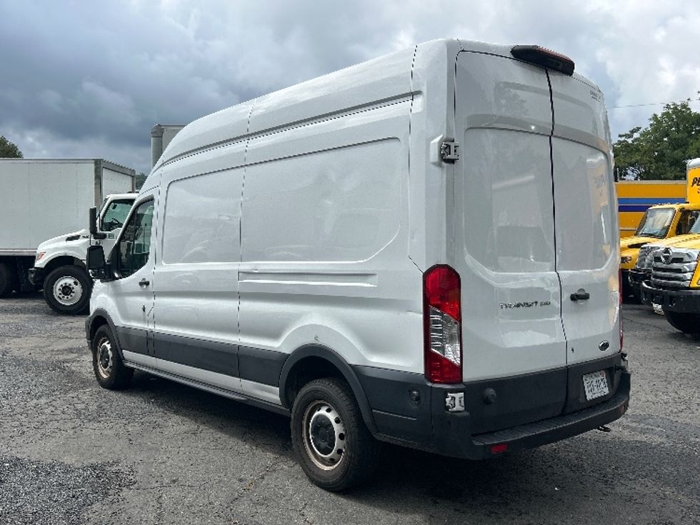 Cargo Van (Panel Van)-Light and Medium Duty Trucks-Ford-2022-Transit 250-Alexandria-VA-70,698\n\t\tmiles-$ 37,500 - Image 6