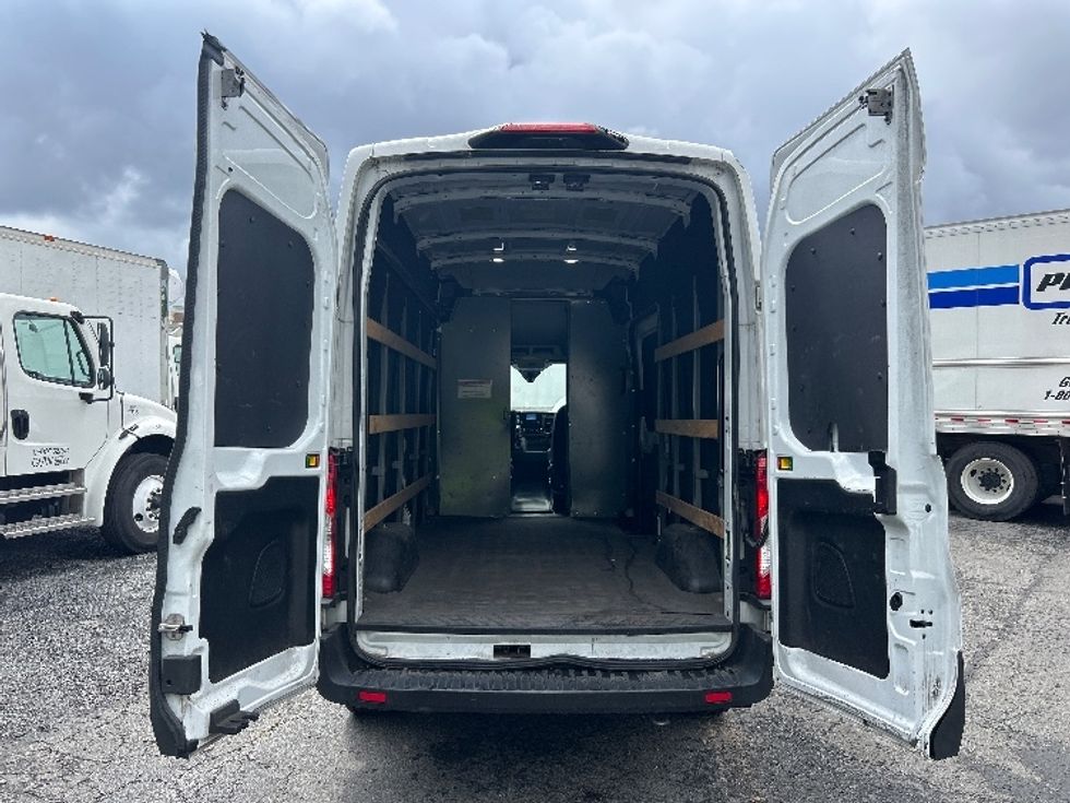 Cargo Van (Panel Van)-Light and Medium Duty Trucks-Ford-2022-Transit 250-Alexandria-VA-70,698\n\t\tmiles-$ 37,500 - Image 8