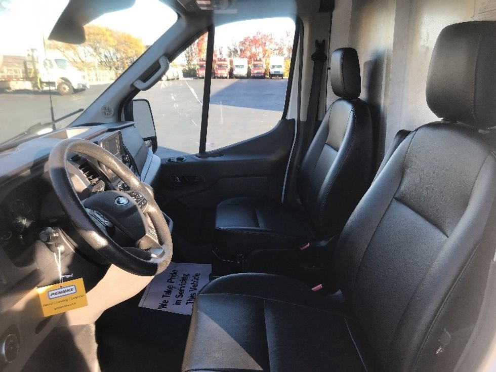 Cargo Van (Panel Van)-Light and Medium Duty Trucks-Ford-2022-Transit 250-Alexandria-VA-84,860\n\t\tmiles-$ 35,750 - Image 19