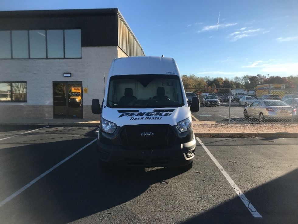 Cargo Van (Panel Van)-Light and Medium Duty Trucks-Ford-2022-Transit 250-Alexandria-VA-84,860\n\t\tmiles-$ 35,750 - Image 2