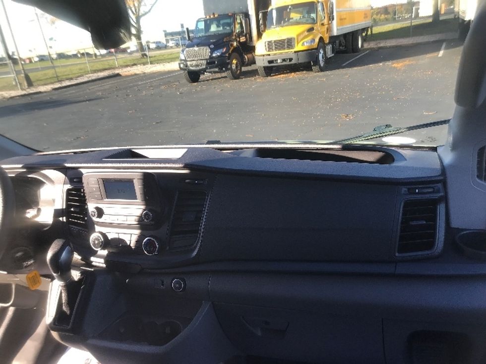 Cargo Van (Panel Van)-Light and Medium Duty Trucks-Ford-2022-Transit 250-Alexandria-VA-84,860\n\t\tmiles-$ 35,750 - Image 21